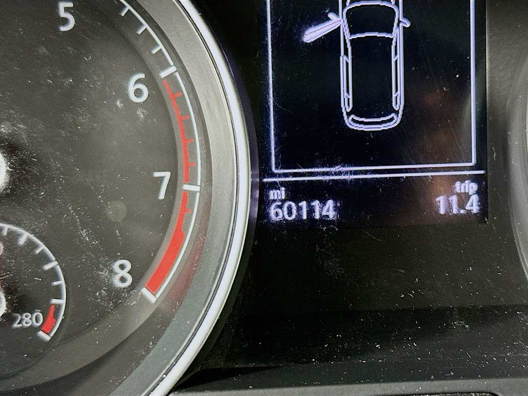 2017 Volkswagen Golf Alltrack TSI S - Image 13