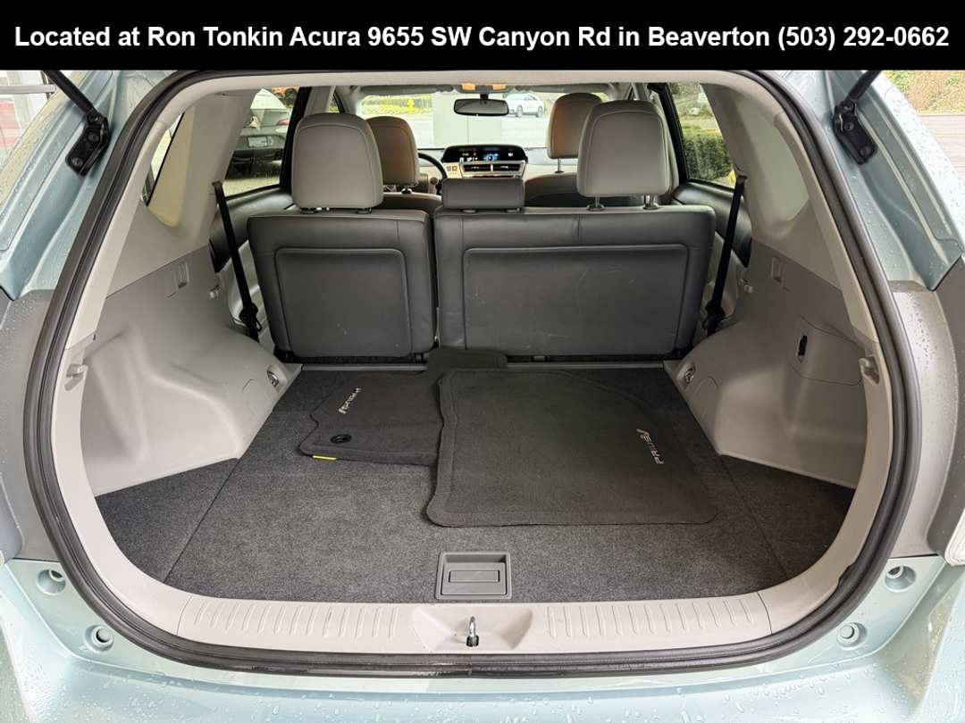 2015 Toyota Prius V Five - Image 10