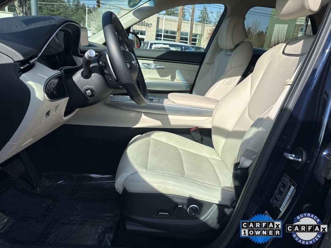 2025 Genesis Gv70 2.5T - Image 17