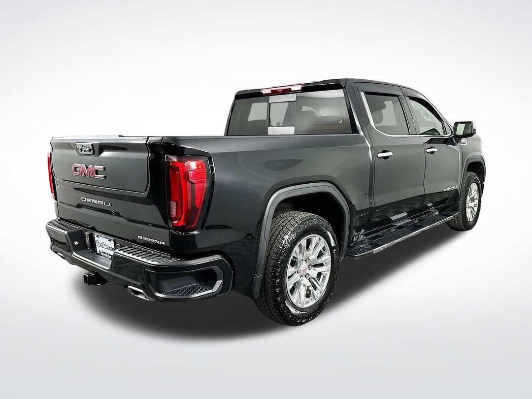 2022 GMC Sierra 1500 Denali - Image 8