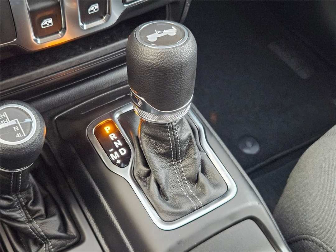 2026 Jeep Wrangler Sport - Image 18