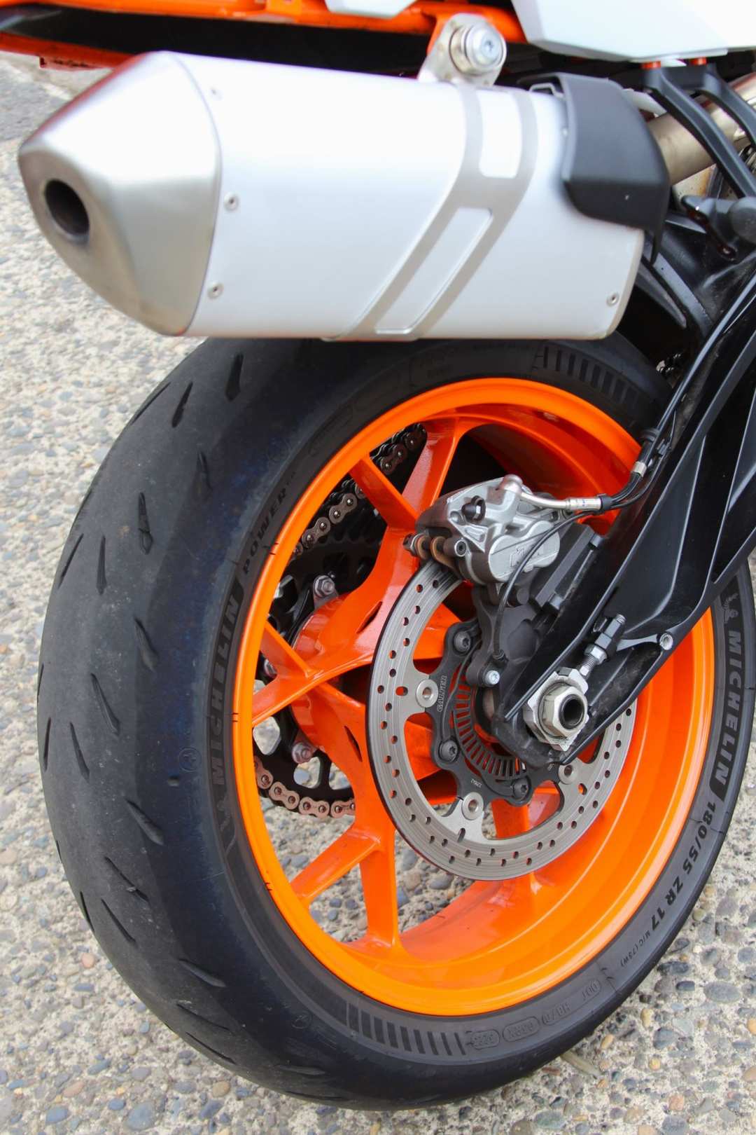 2024 KTM 890 Smt - Image 10