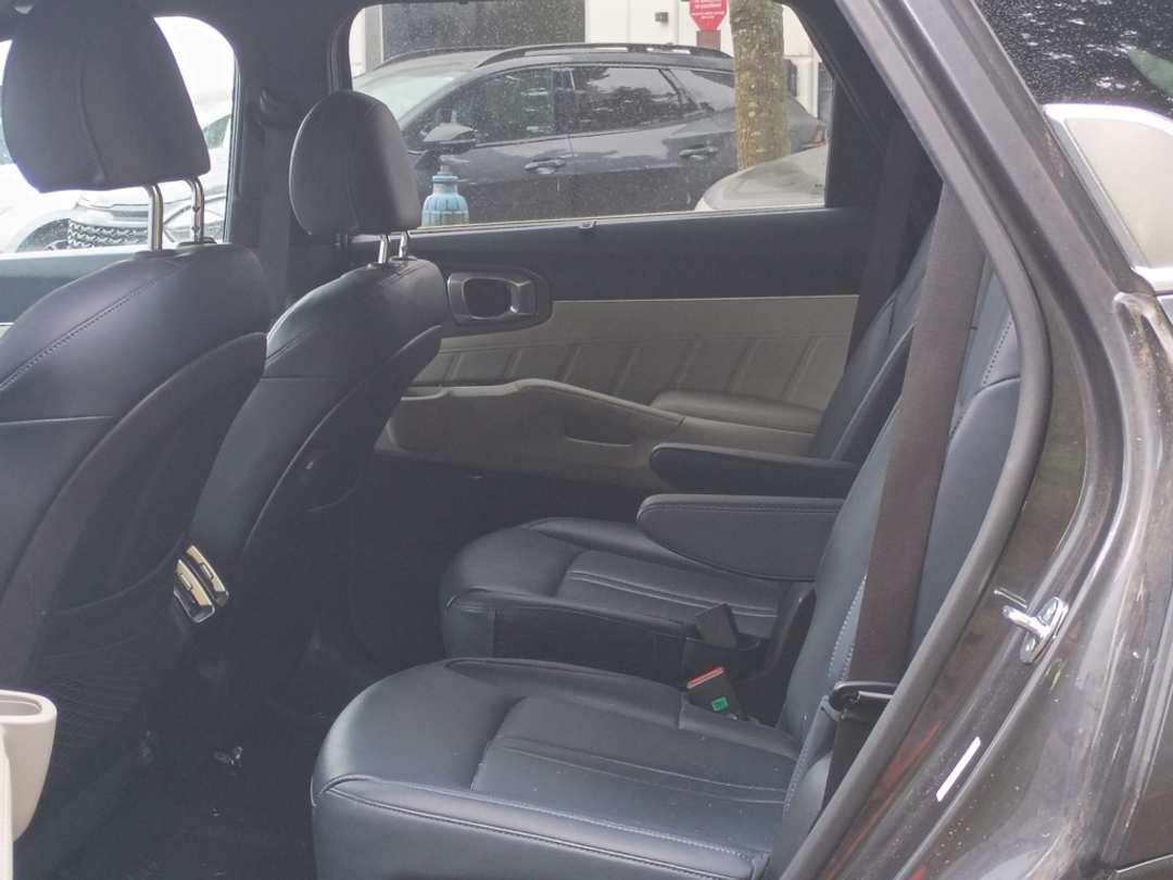 2023 Kia Sorento SX Prestige - Image 19