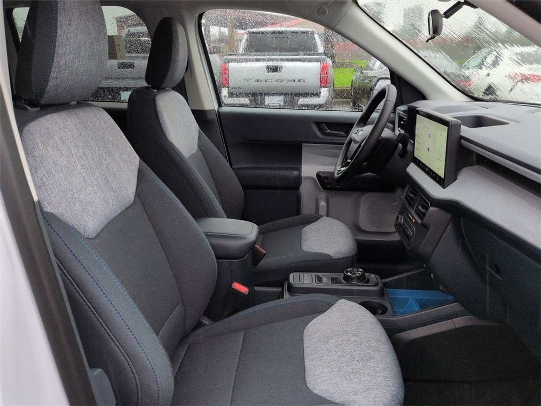 2026 Ford Maverick XLT - Image 28