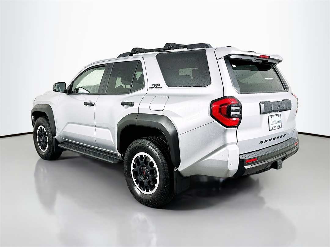 2025 Toyota 4Runner TRD OffRoad - Image 5