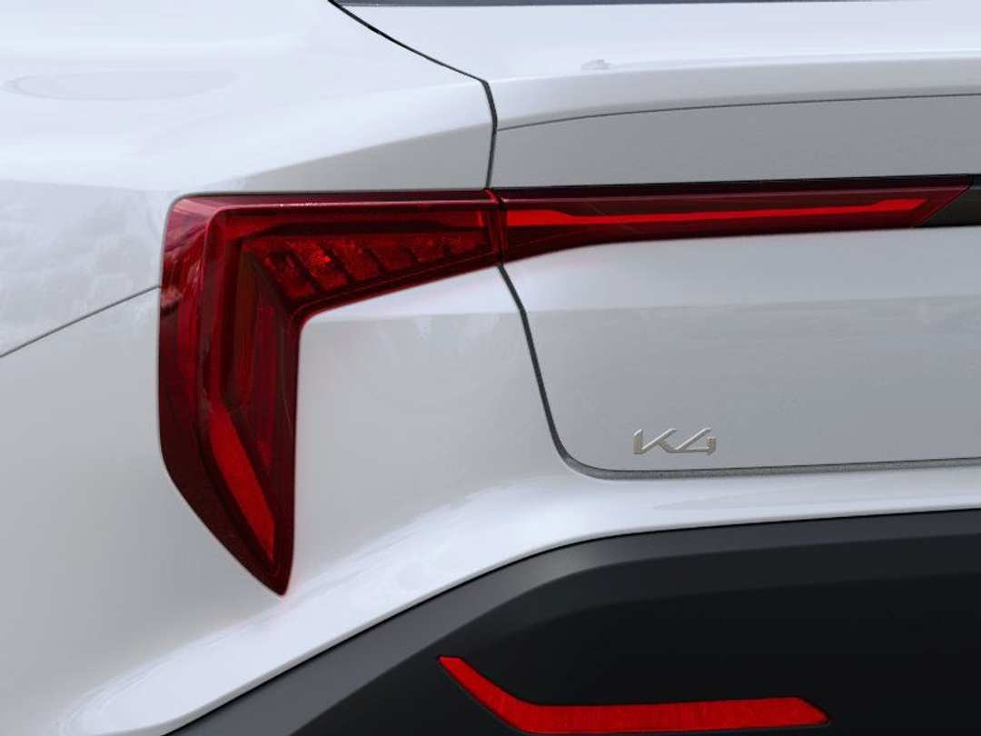 2025 Kia K4 LX - Image 11