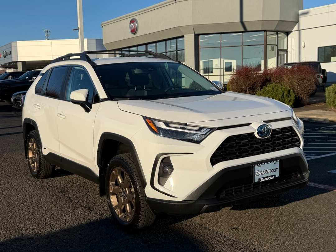 2023 Toyota Rav4 Woodland Edition - Image 2