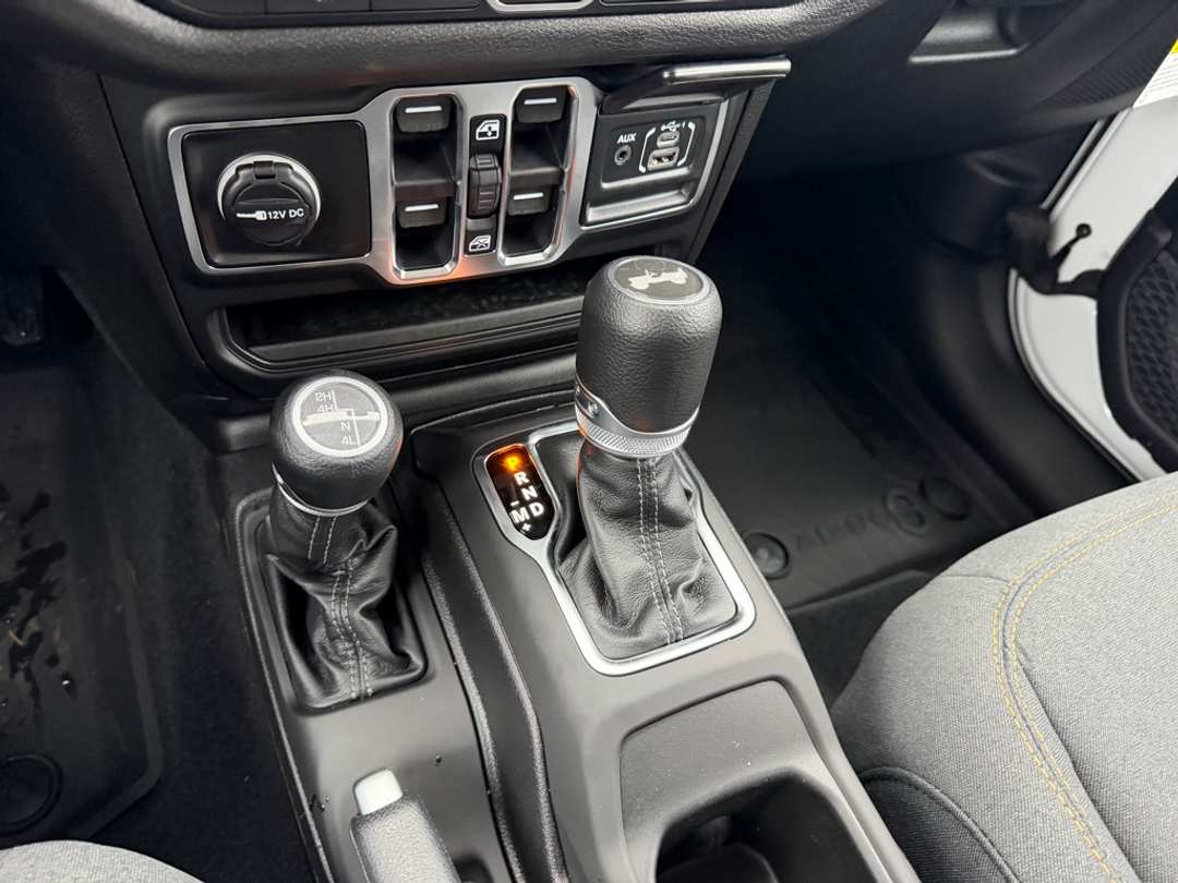 2026 Jeep Wrangler Sport - Image 23