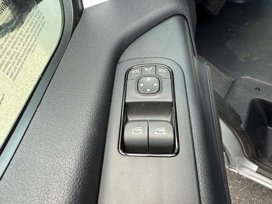 2024 Mercedes-Benz Sprinter 2500 Passenger 170 WB - Image 27