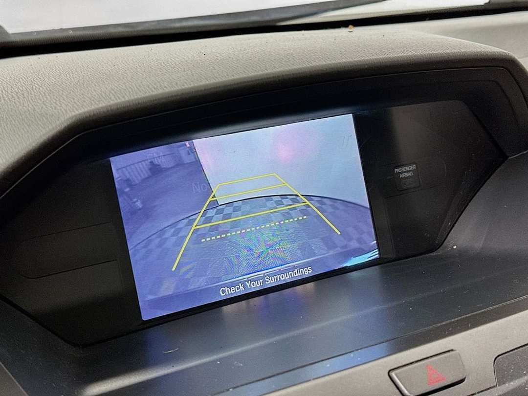 2017 Honda Odyssey SE - Image 14