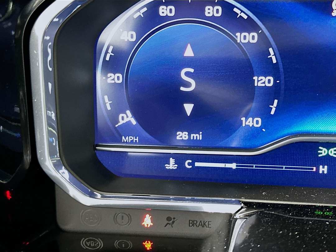 2025 Chevrolet Silverado 1500 RST - Image 13