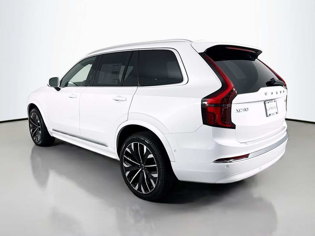 2026 Volvo Xc90 B6 Plus 7Seater - Image 3