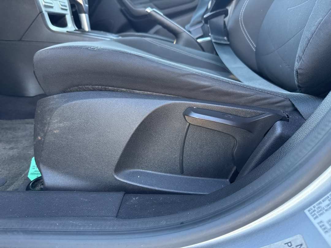 2018 Ford Fiesta SE - Image 15