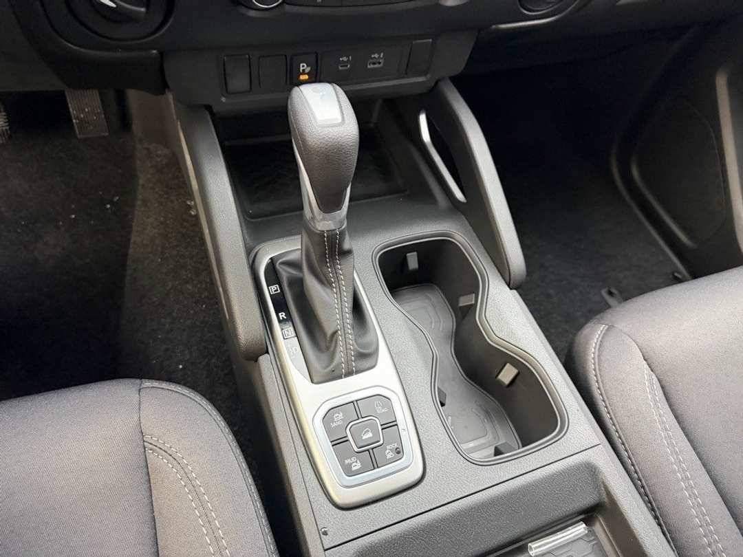 2026 Nissan Frontier SV - Image 23