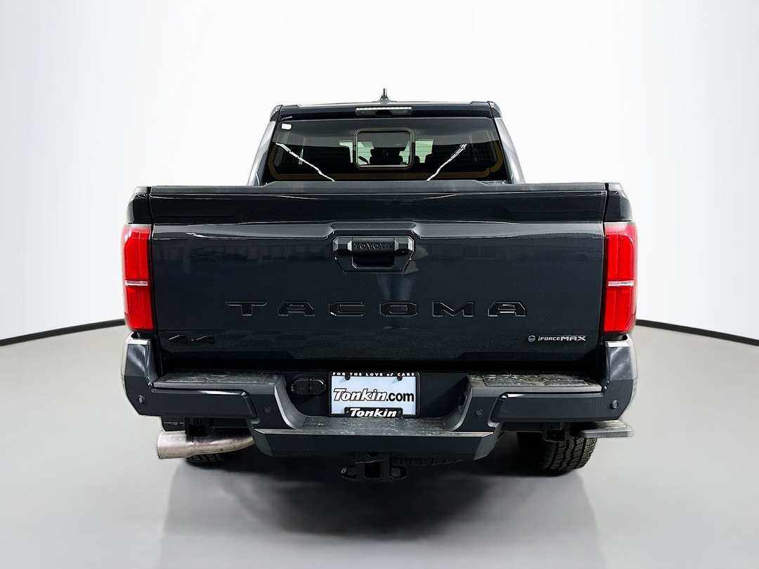 2025 Toyota Tacoma TRD Off Road - Image 6