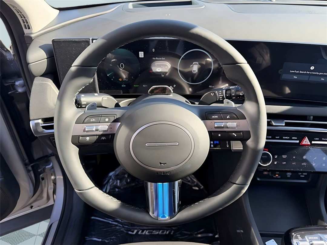 2026 Hyundai Tucson Limited - Image 18