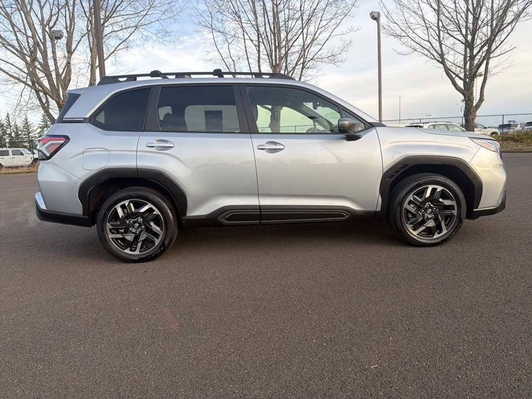 2025 Subaru Forester Limited - Image 8