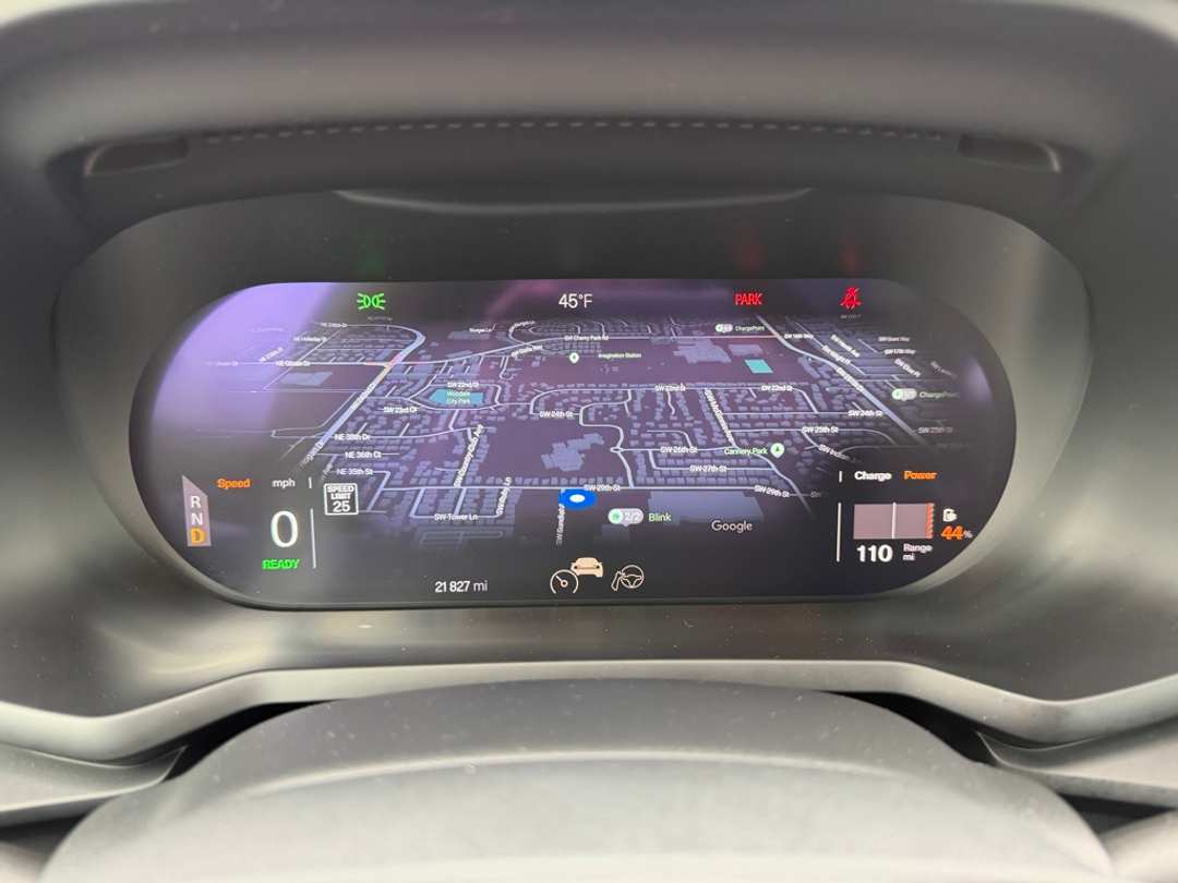 2022 Polestar 2 Long Range Dual Motor - Image 22