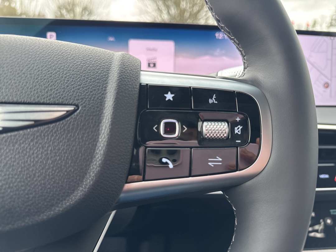 2026 Genesis Gv70 2.5T Advanced - Image 39