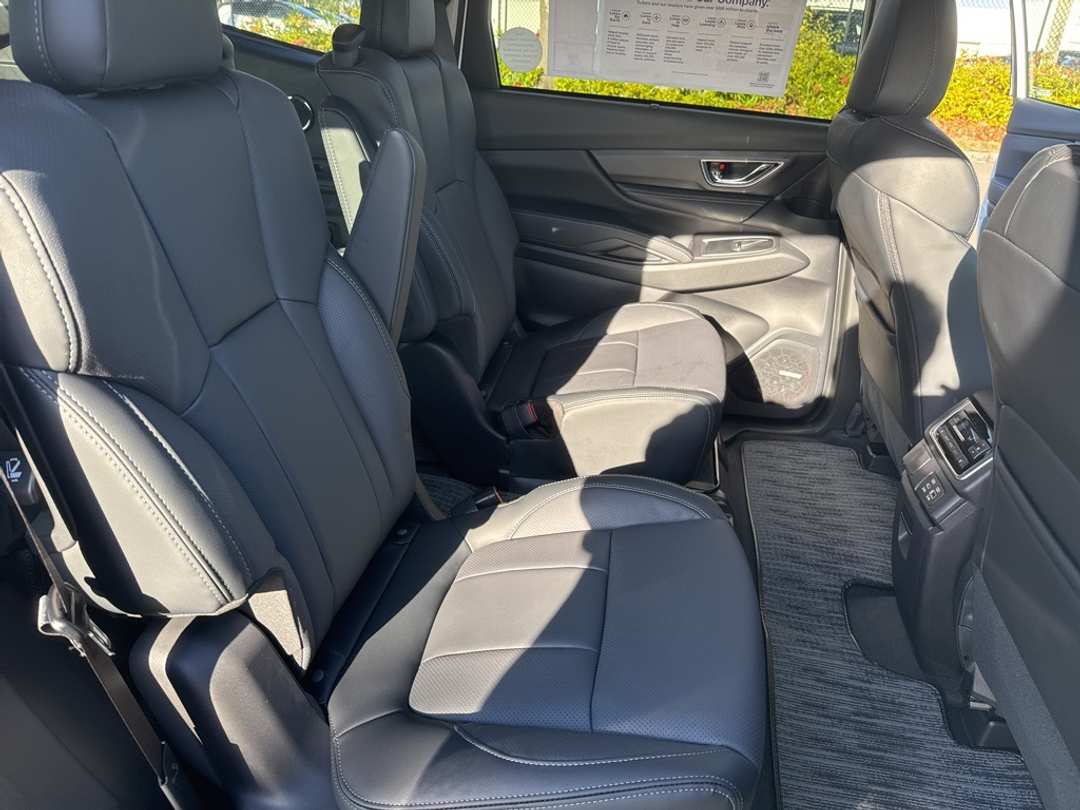 2026 Subaru Ascent Limited - Image 27