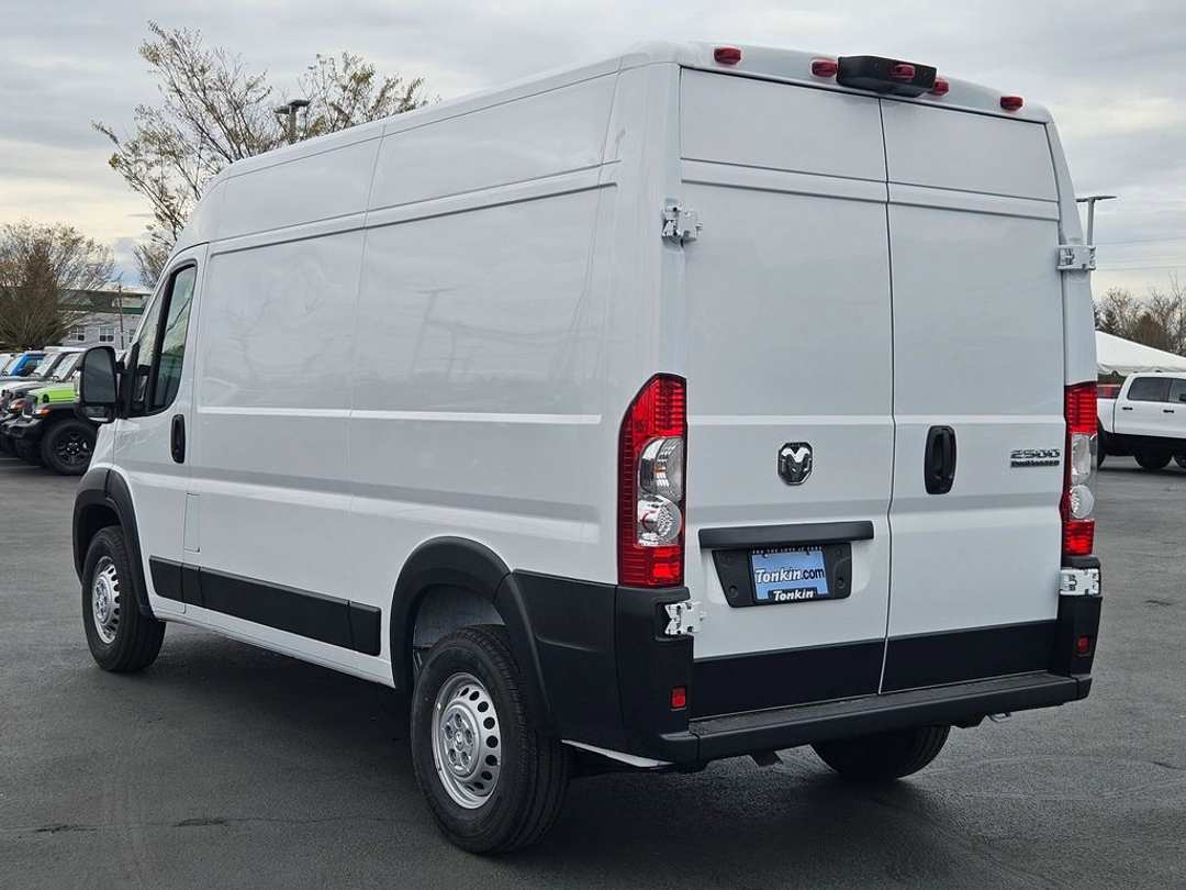 2026 Ram Promaster 2500 High Roof - Image 3