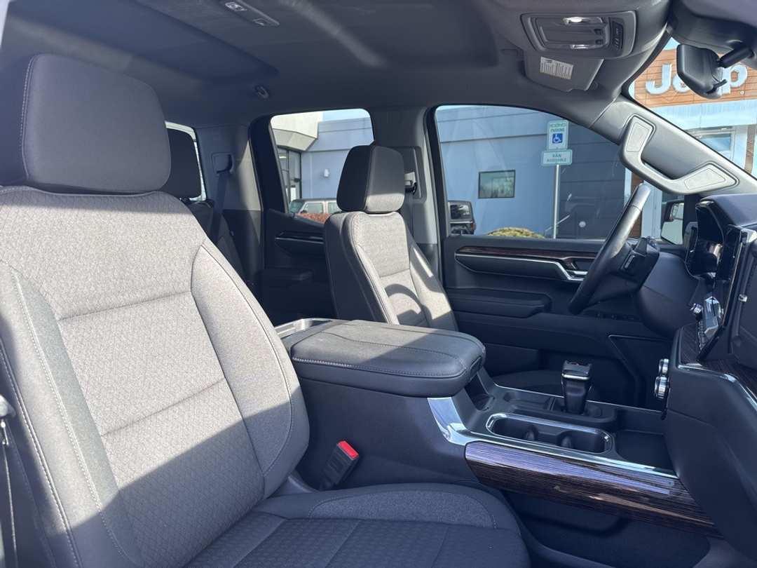 2023 GMC Sierra 1500 Elevation - Image 29