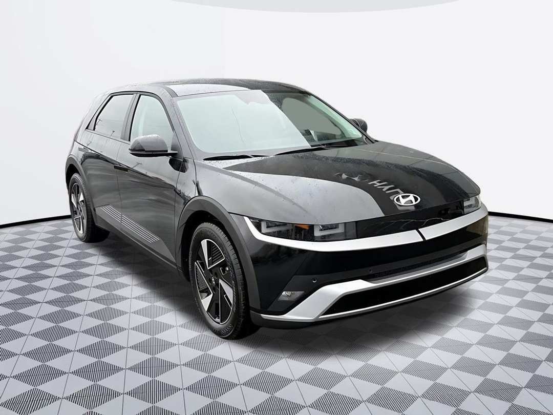 2026 Hyundai Ioniq 5 SE - Image 2