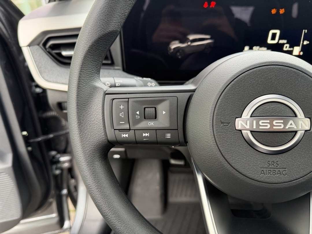 2026 Nissan Kicks S - Image 17
