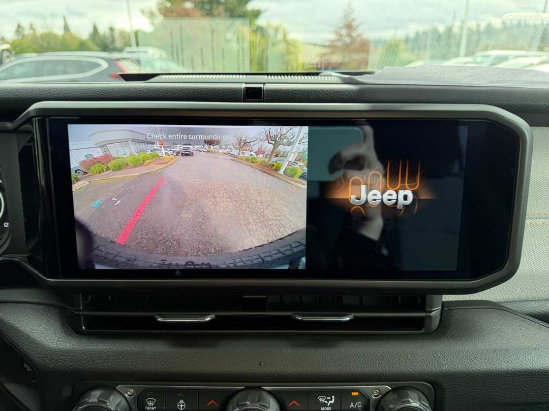 2026 Jeep Wrangler Willys - Image 22