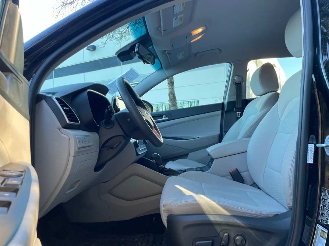 2020 Hyundai Tucson SEL - Image 16