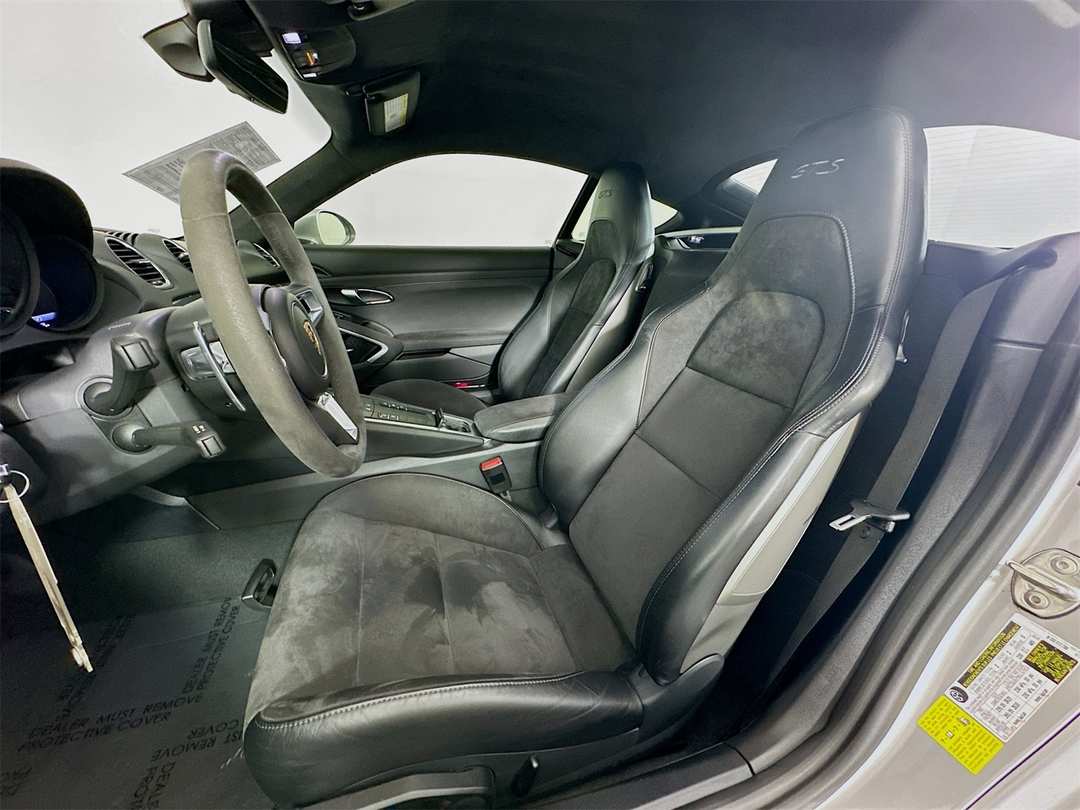 2018 Porsche 718 Cayman GTS - Image 23