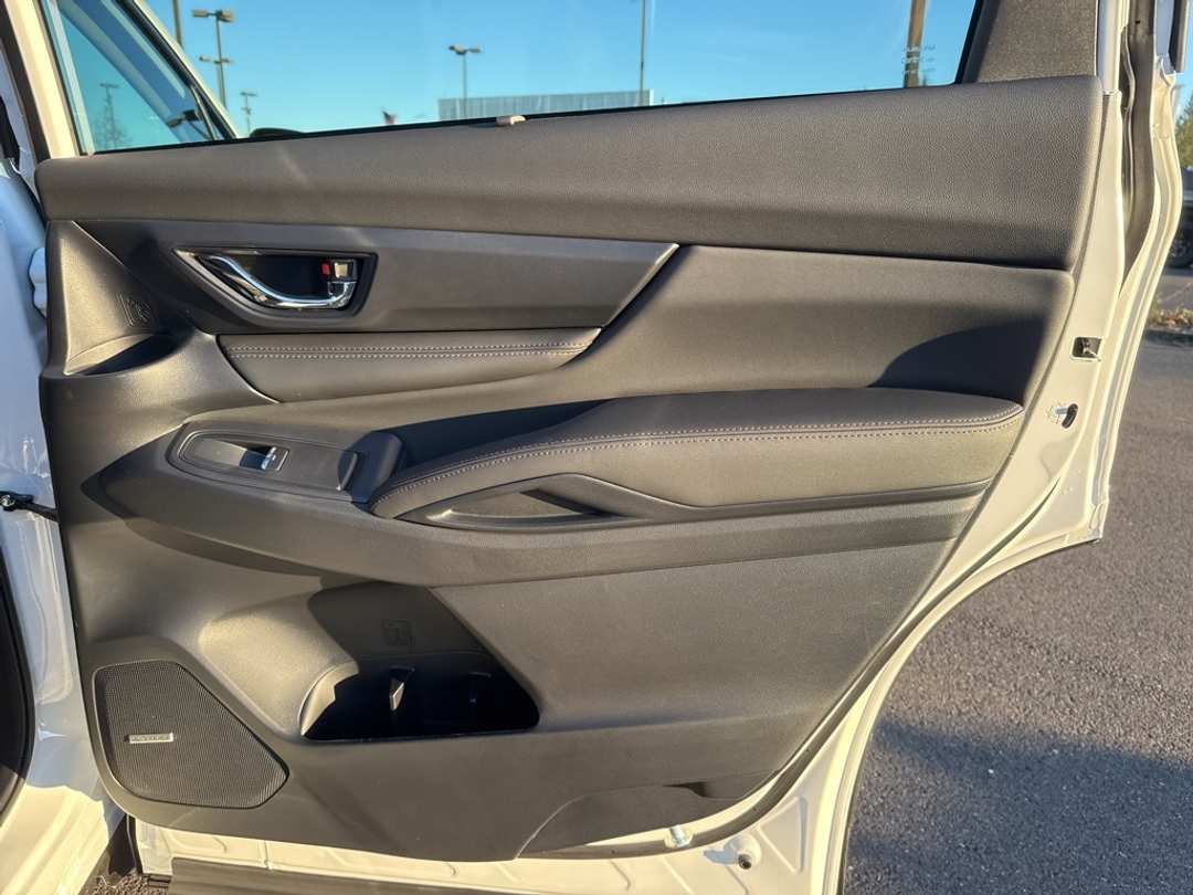 2026 Subaru Ascent Limited Bronze Edition - Image 23