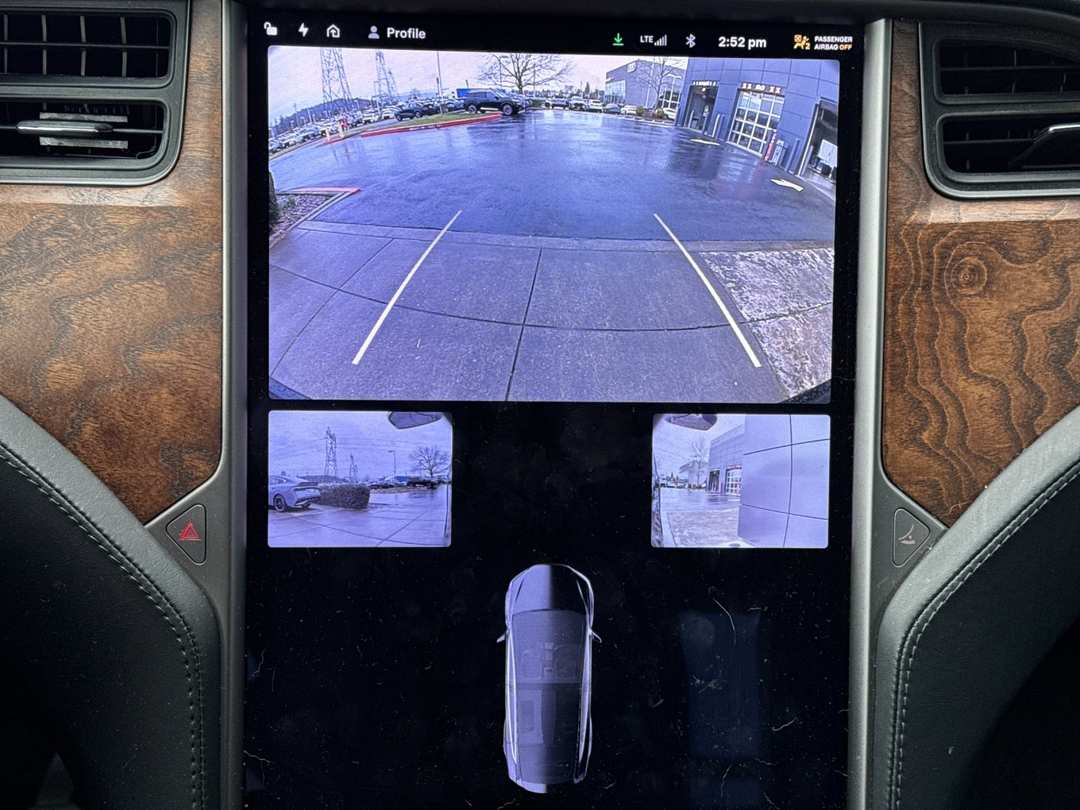 2020 Tesla Model X Long Range - Image 18