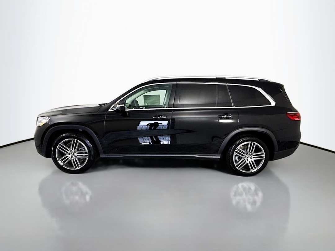 2026 Mercedes-Benz GLS GLS 450 - Image 2