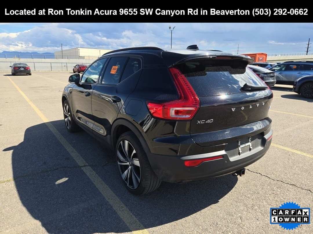2021 Volvo Xc40 Recharge Pure P8 - Image 3