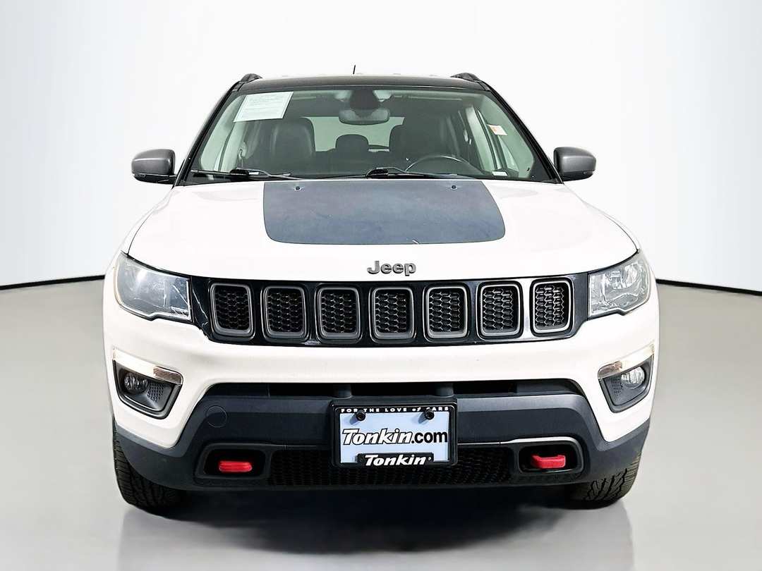 2020 Jeep Compass Trailhawk - Image 2