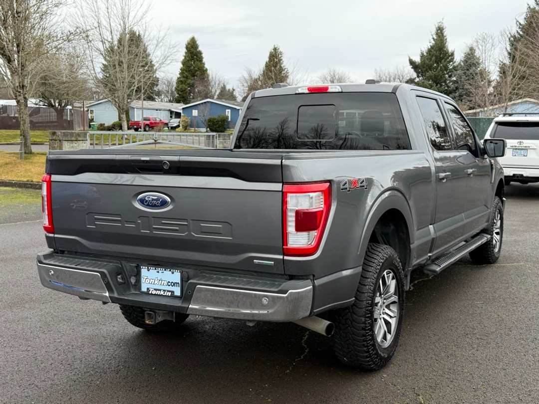 2022 Ford F-150 Lariat - Image 8