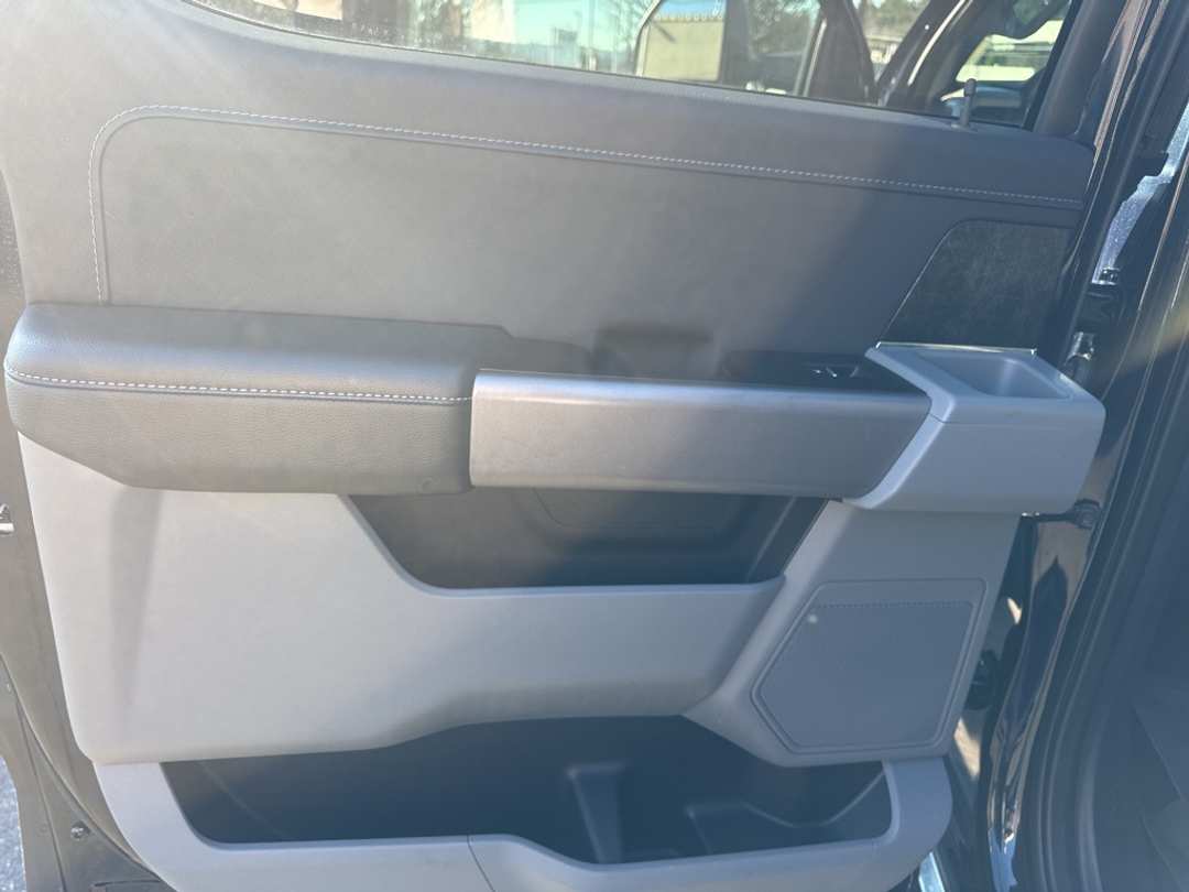 2022 Ford F-150 XLT - Image 42