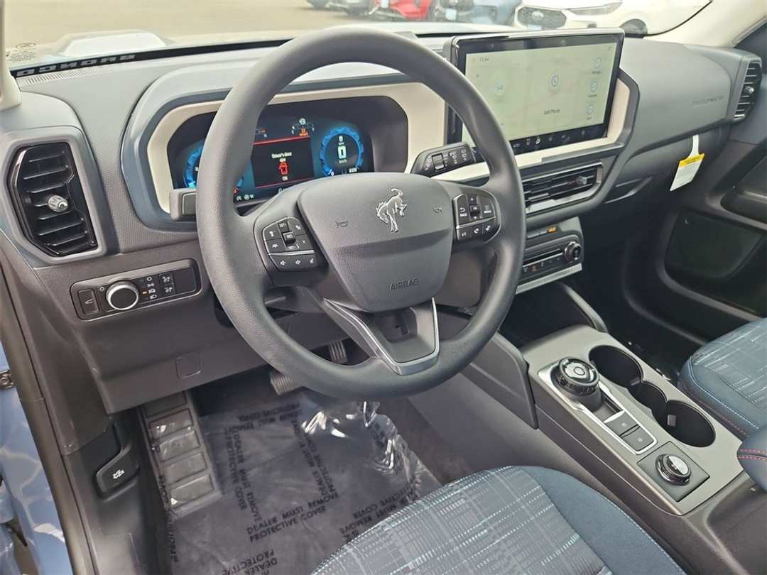 2025 Ford Bronco Sport Heritage - Image 12