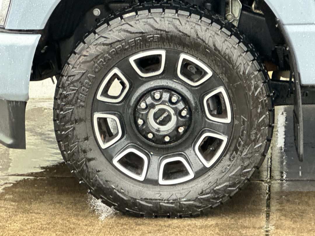 2025 Ford F-350Sd Platinum - Image 24