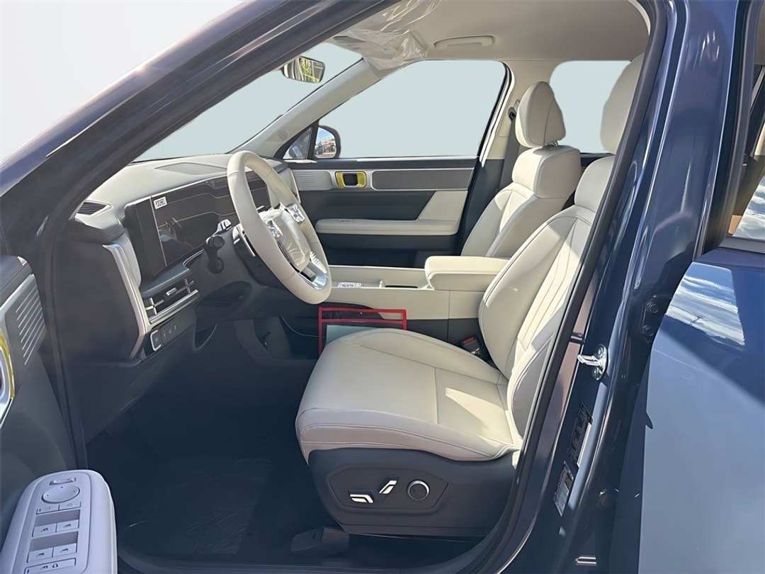 2026 Hyundai Santa Fe SEL - Image 9