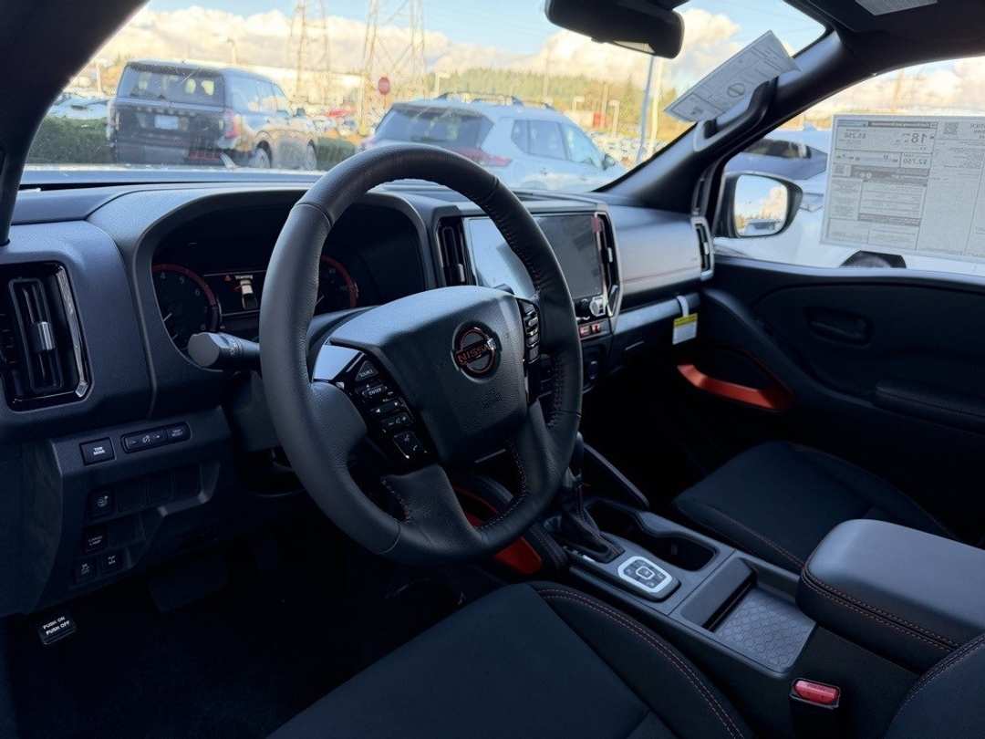 2026 Nissan Frontier PRO4X - Image 16