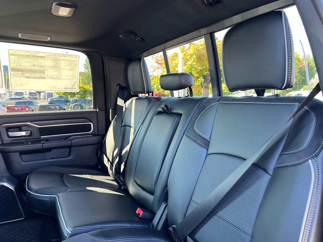 2026 Ram 3500 Laramie - Image 28