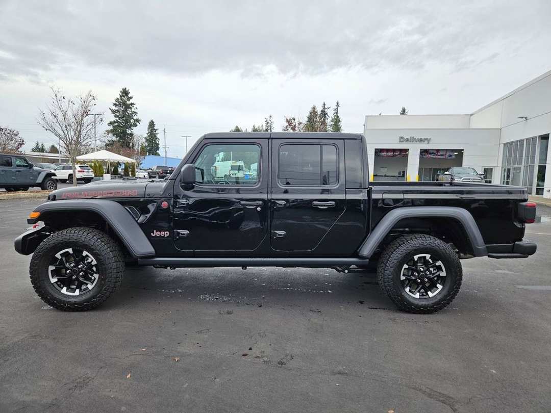 2026 Jeep Gladiator Rubicon - Image 3