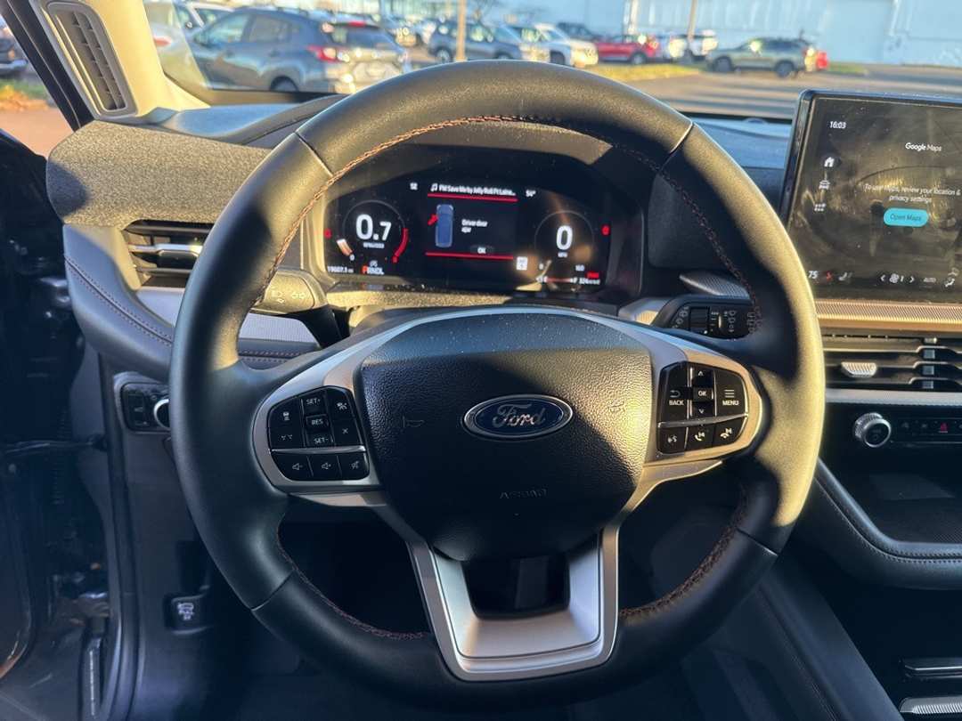 2025 Ford Explorer Active - Image 33