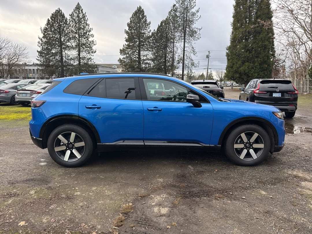 2025 Honda Prologue Touring - Image 9