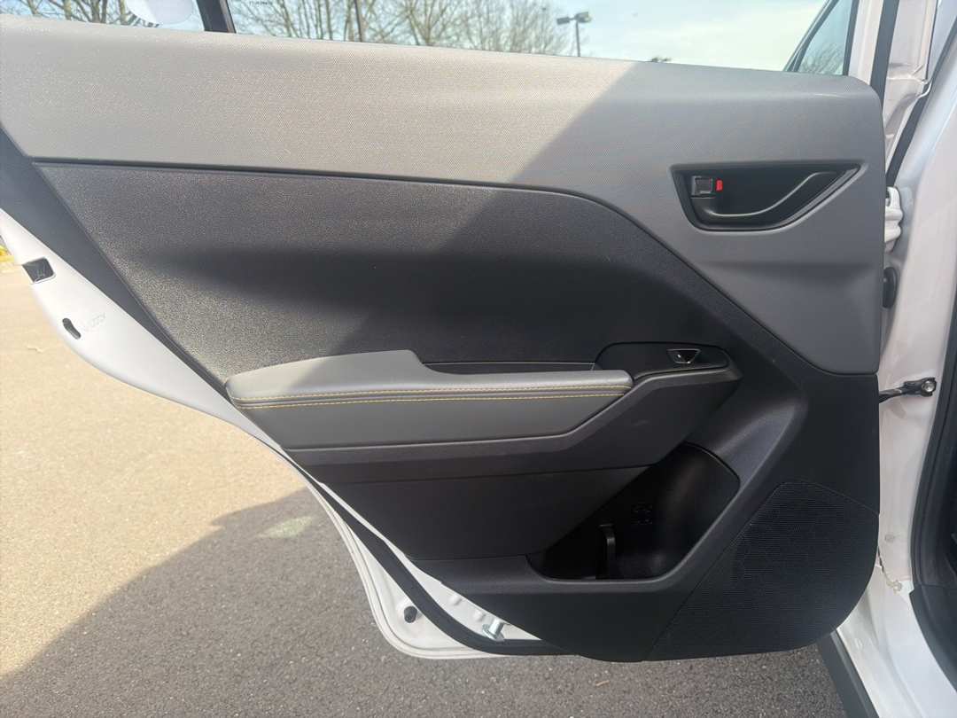 2024 Subaru Crosstrek Sport - Image 17