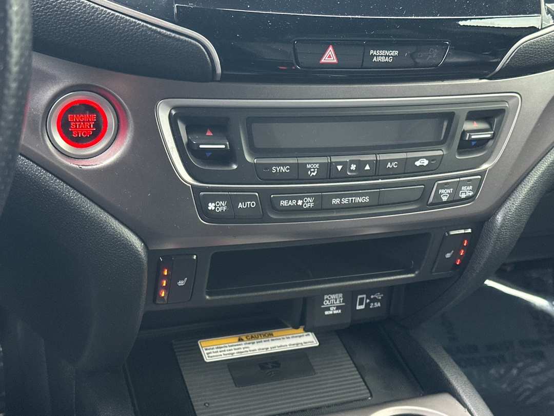 2023 Honda Passport EXL - Image 19