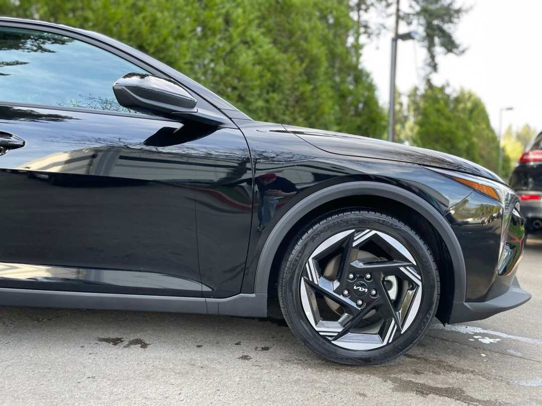 2025 Kia K4 EX - Image 2