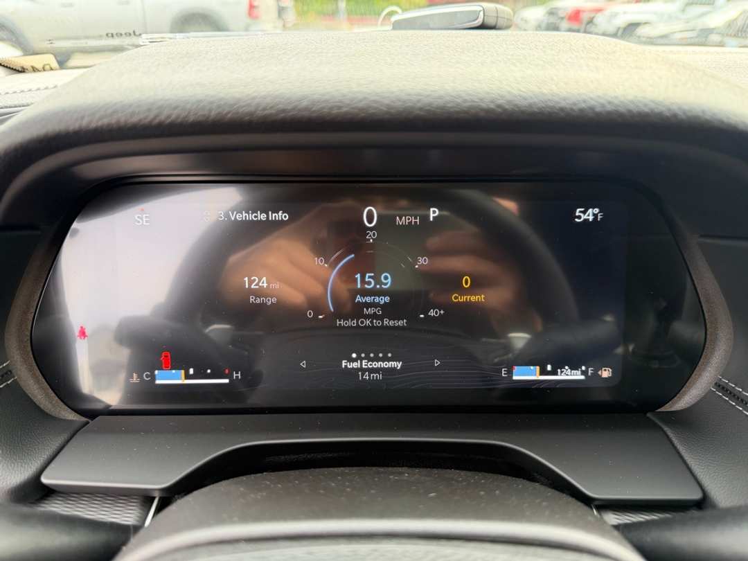 2025 Jeep Grand Cherokee Laredo X - Image 22